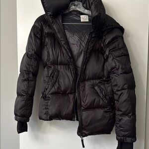 SAM. Black Puffer Jacket
